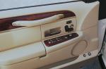 Lincoln Town Car 2003 года